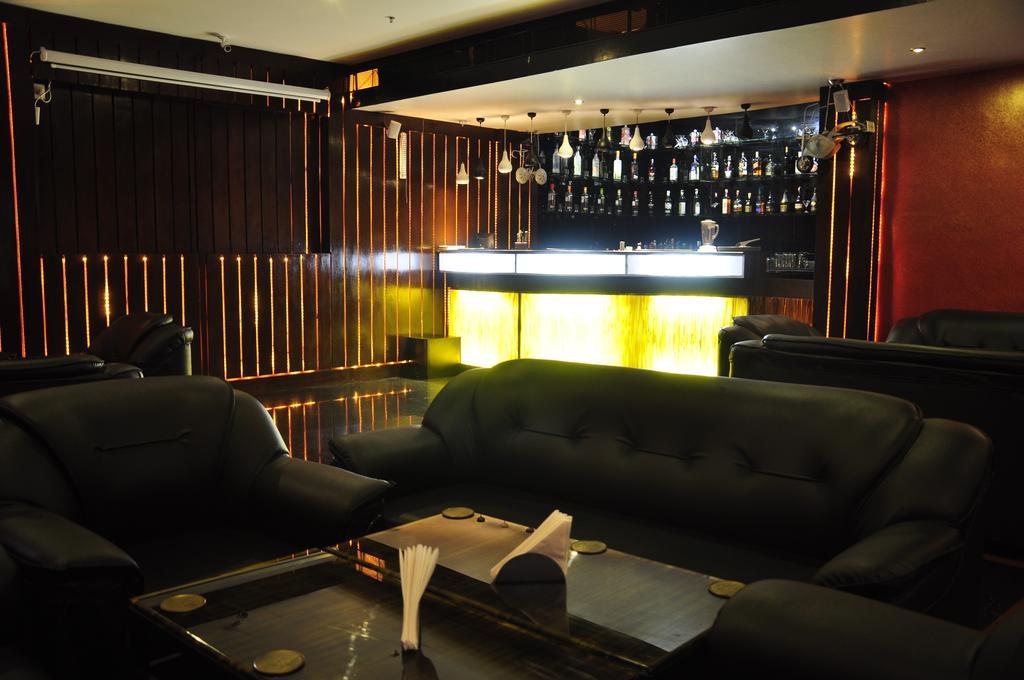 Hotel Bonsejour Пондичерри Экстерьер фото