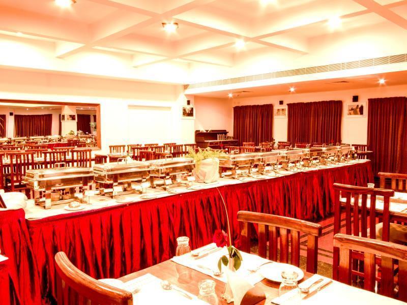 Hotel Bonsejour Пондичерри Экстерьер фото