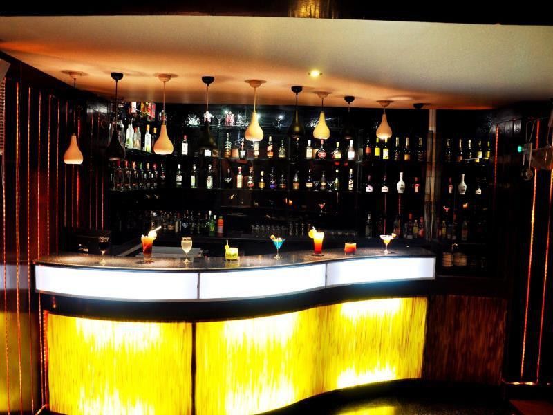 Hotel Bonsejour Пондичерри Экстерьер фото
